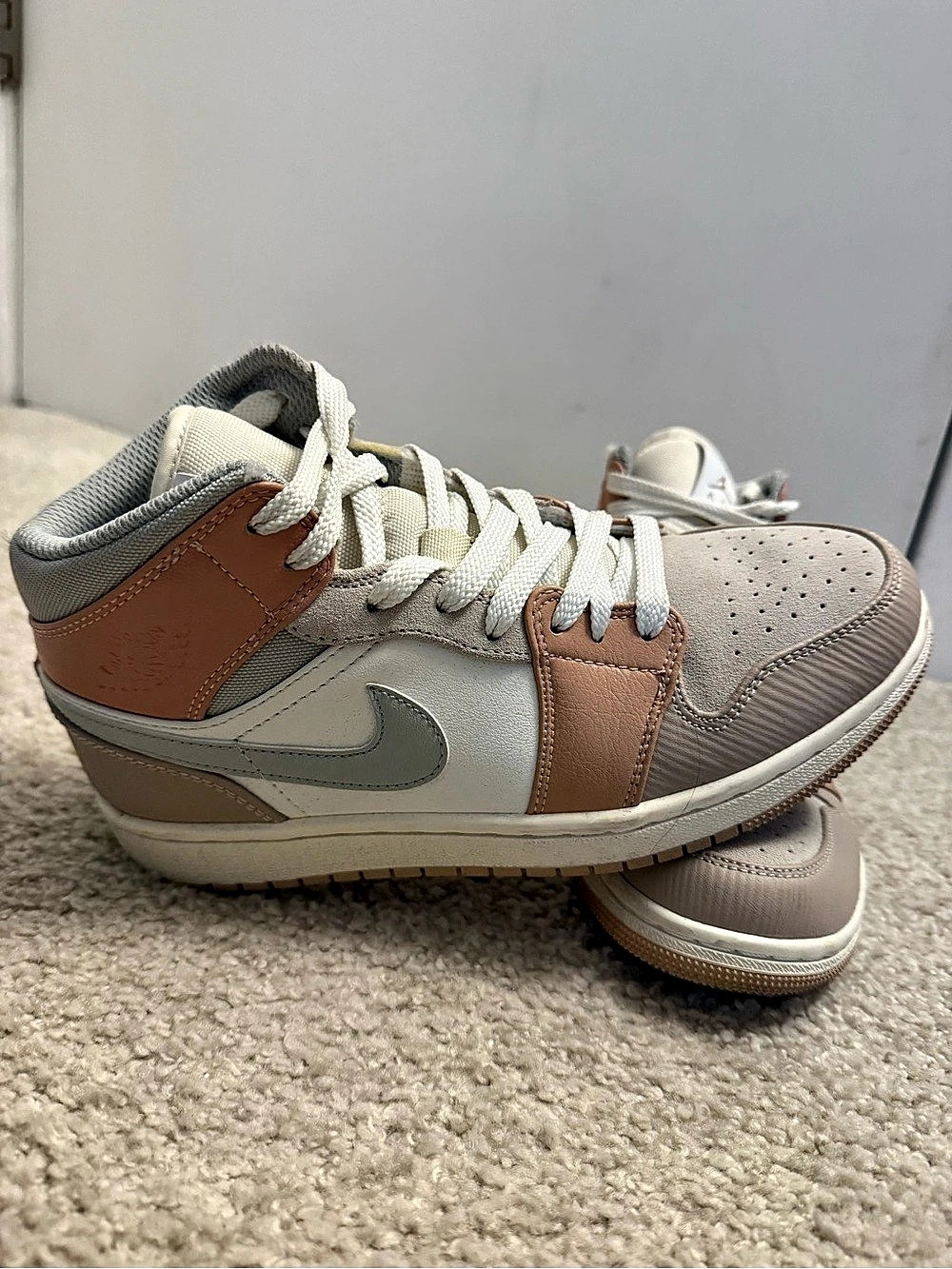 Nike Air Jordan 1 Mid Sneakers Brown & White US 7